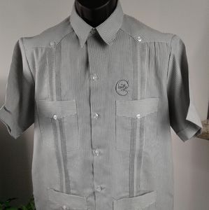 Men designer short sleeve polos shirt. Size M